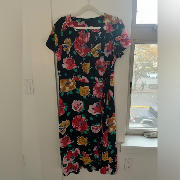 Floral Print Wrap Dress - Picture 1 of 5